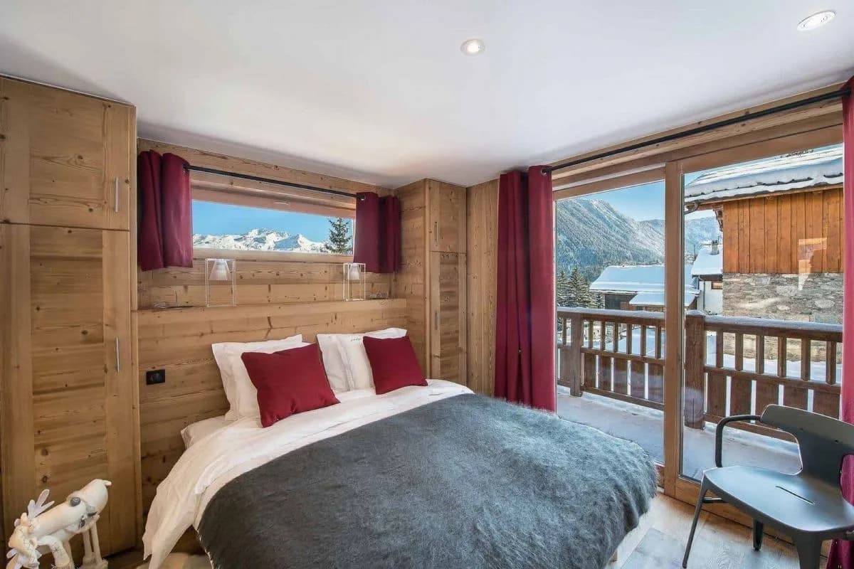 Sunny Courchevel Home Steps From Village photo 3