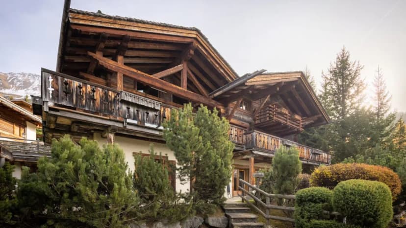 Elegant Mountain Chalet Near Village Centre