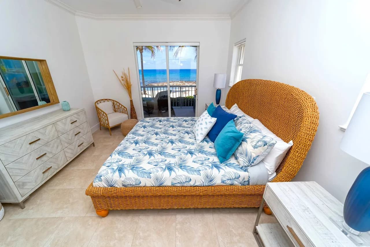 Ocean View Ground Floor Villa in Cayman photo 2