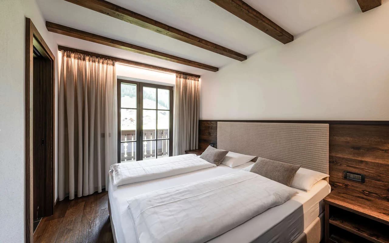 Modernes Berg-Apartment mit eleganten Merkmalen, Foto 3