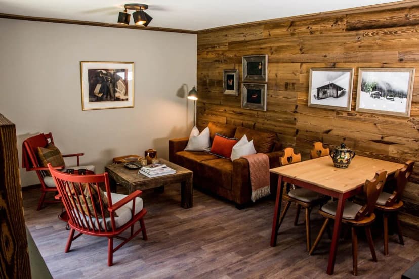 Cozy Alpine Apartment With Matterhorn Views