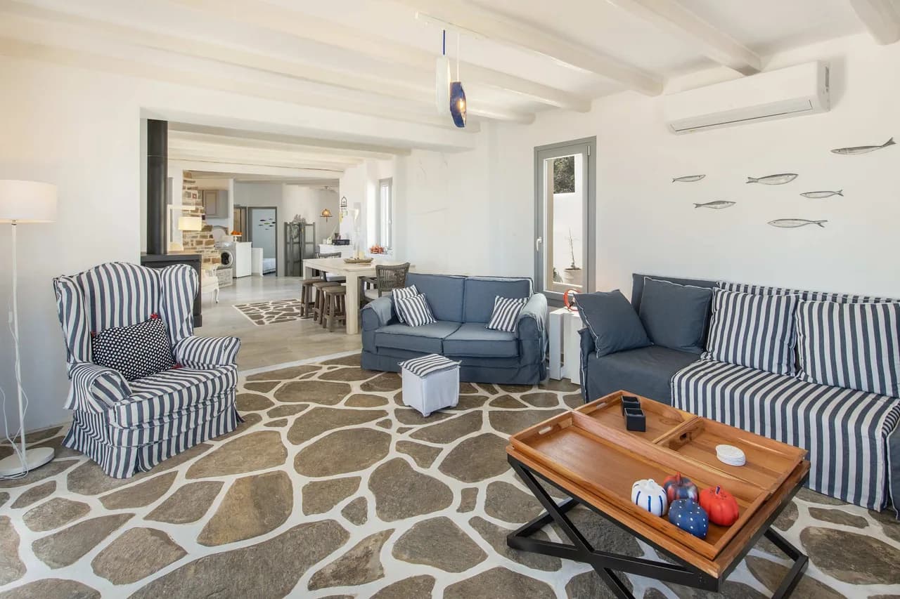 Relajante Villa en Paros con Comedor al Aire Libre, foto 2