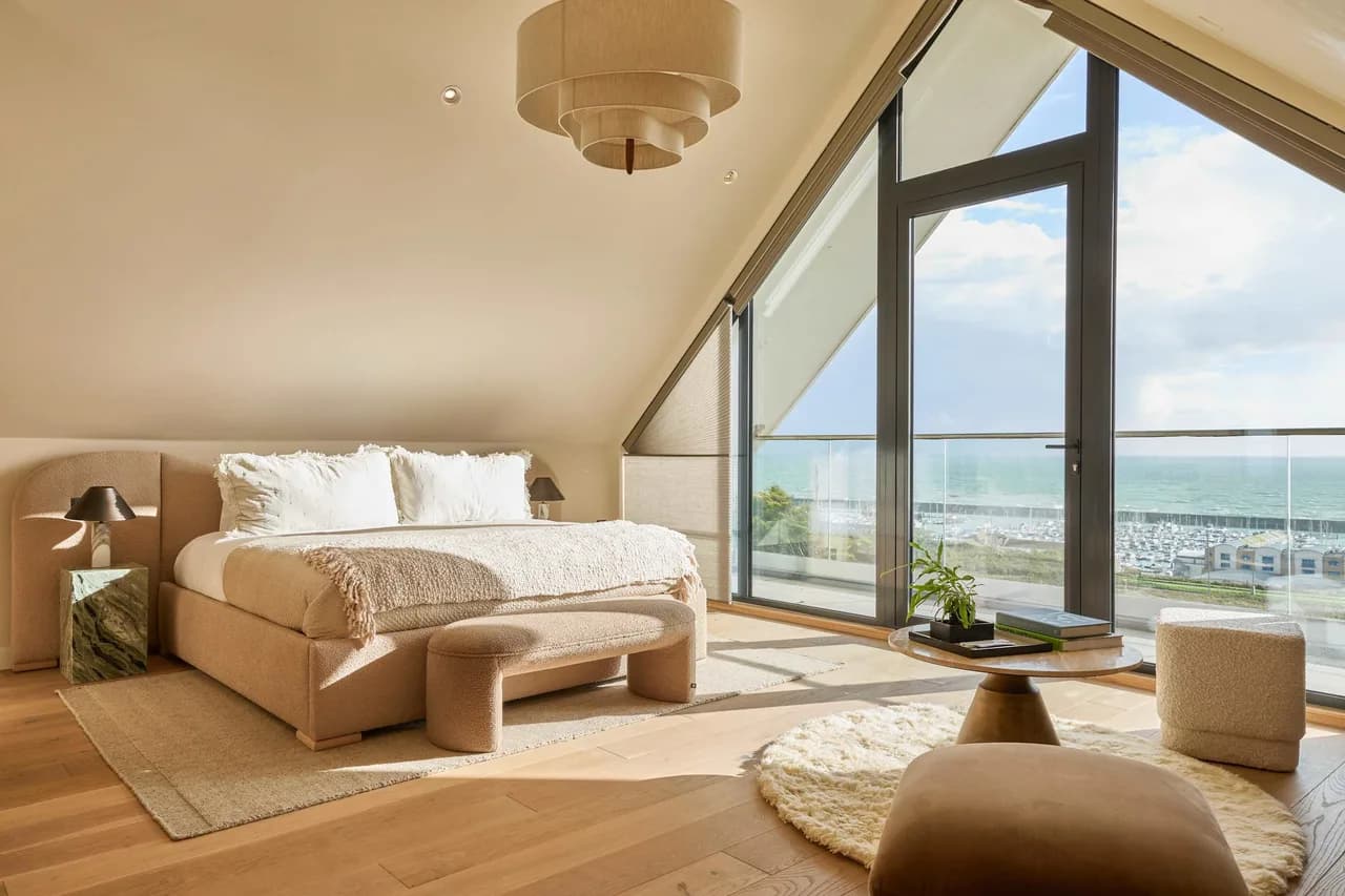 Villa de Lujo en Brighton Frente al Mar con Piscina Privada y Vistas Impresionantes, foto 2