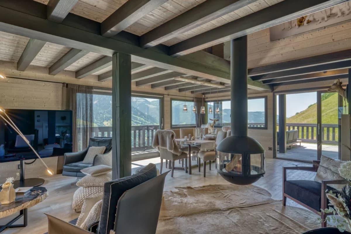Architectural Alpine Chalet With Magnificent photo 2