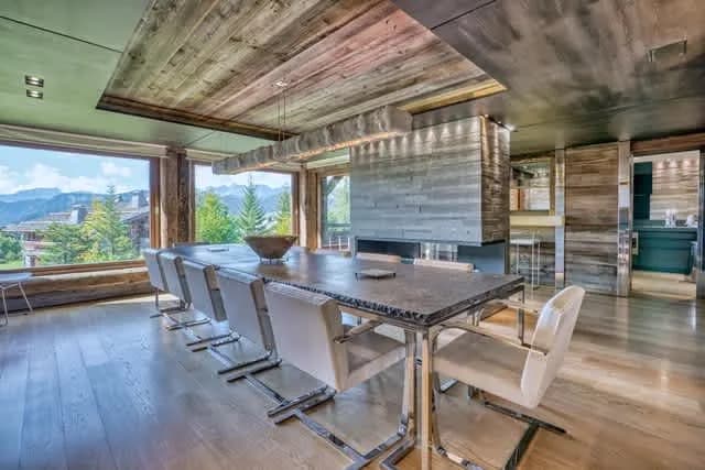Upscale Chalet With Pool And Fireplace photo 5