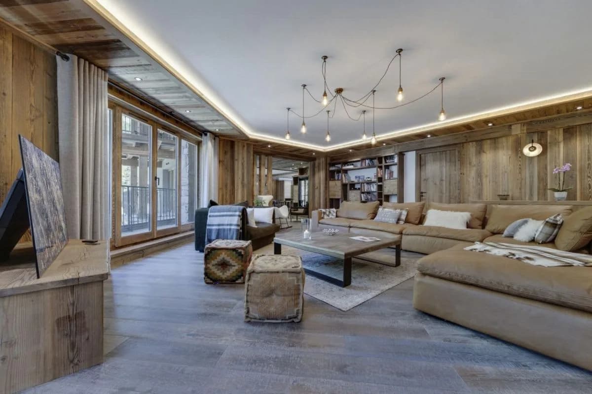 Ski-in Inspired Chalet With Hot Tub photo 3
