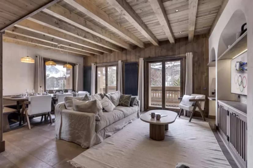 Luxury Alpine Apartment with Panoramic Views