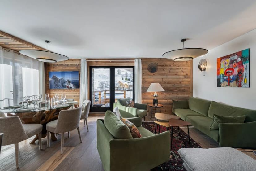Mountain Facing Alpine Apartment With Fireplace