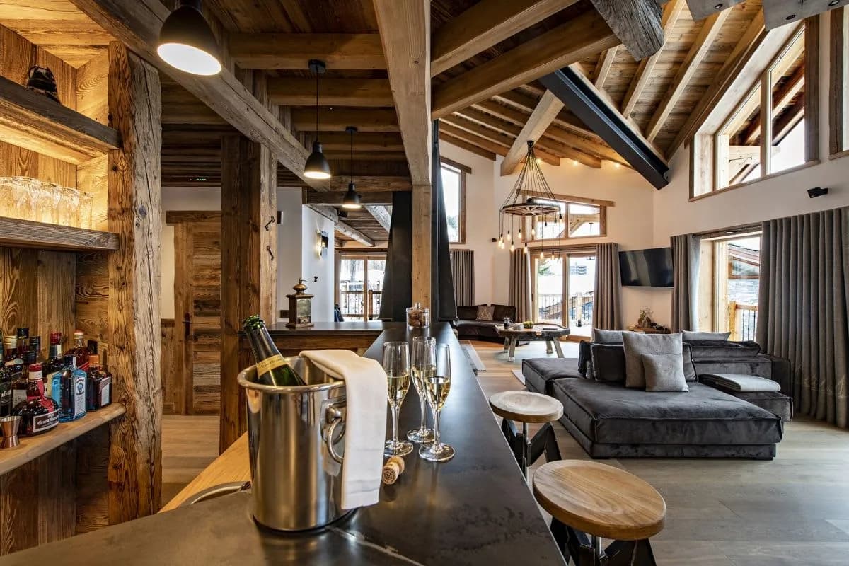 Chalet Haut de Gamme avec Vue sur la Vallée, photo 5