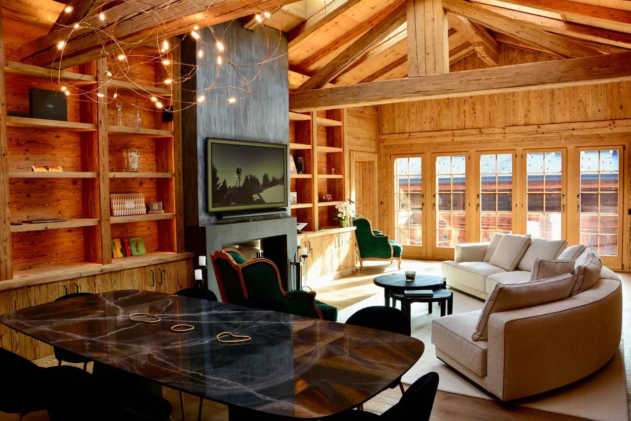 Saanen Alpine Penthouse Retreat photo 3