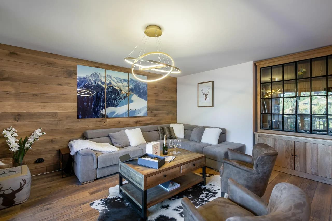 Elegante Apartamento de Esquí en el Centro de Courchevel
