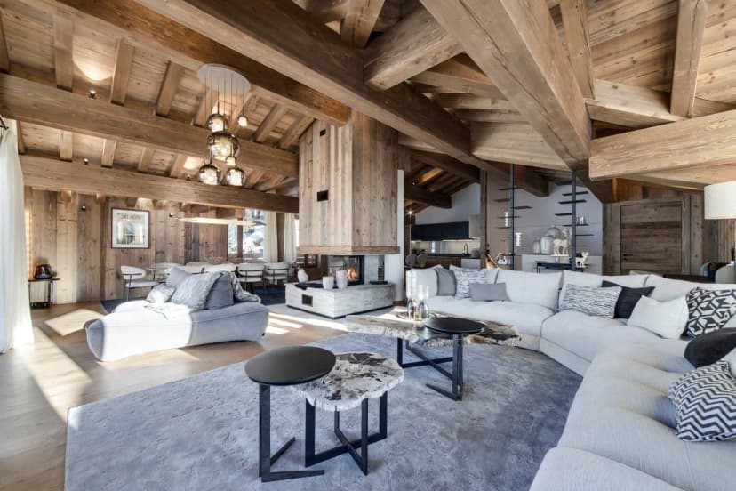 Elegant Alpine Apartment Near Ski Slopes