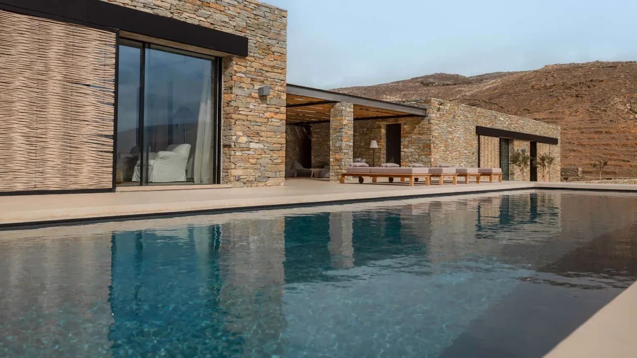 Finca Cicládica con Vistas Privadas al Mar
