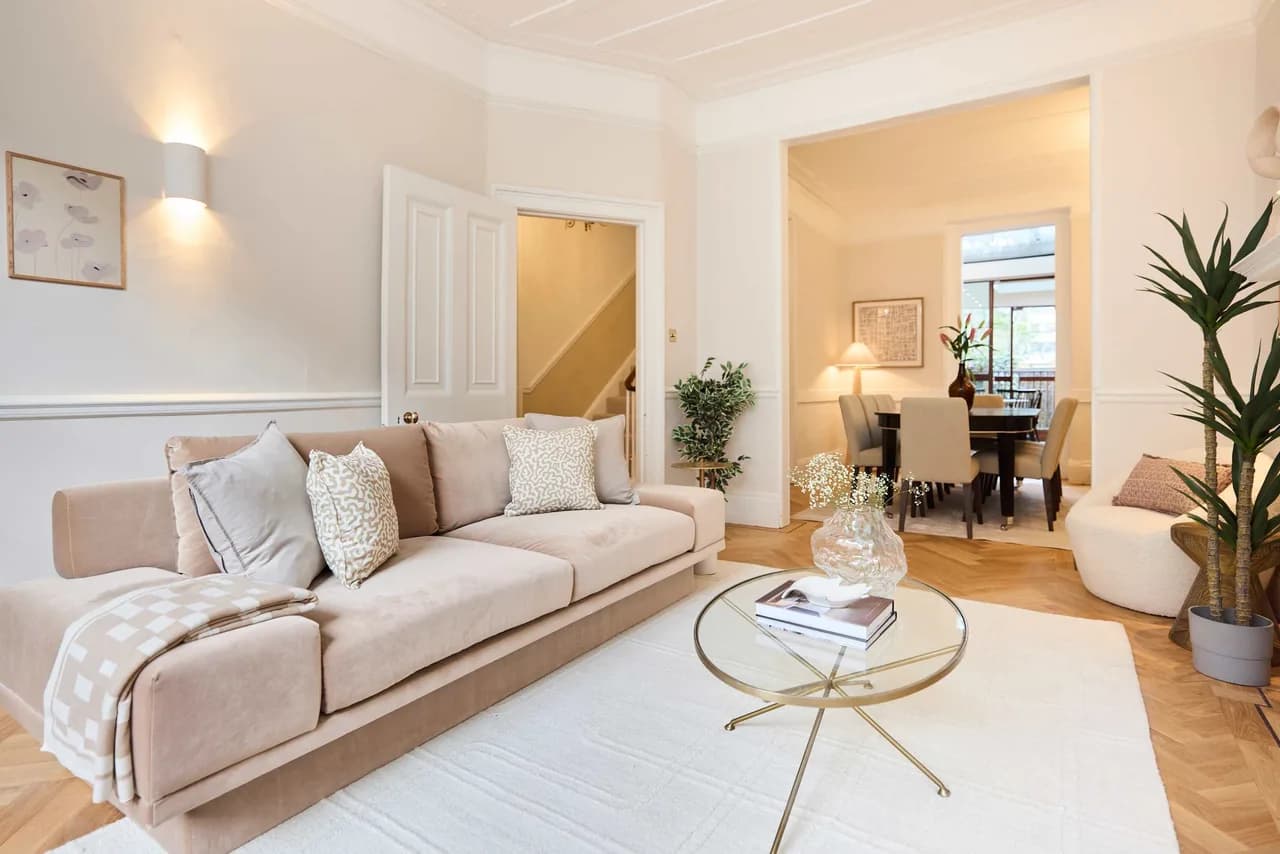 Elegant Five-Bedroom House in West London