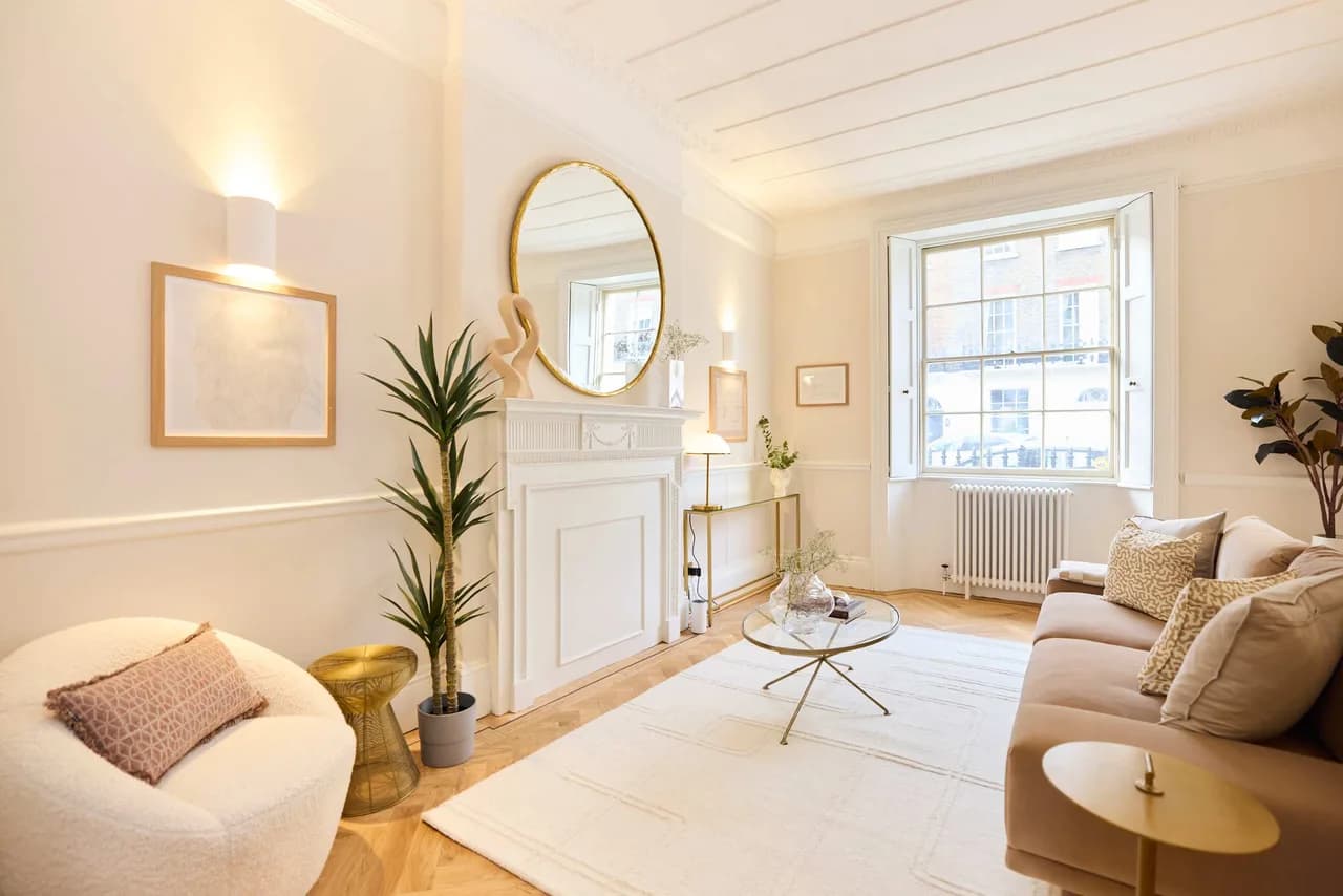Elegant Five-Bedroom House in West London, Foto 2
