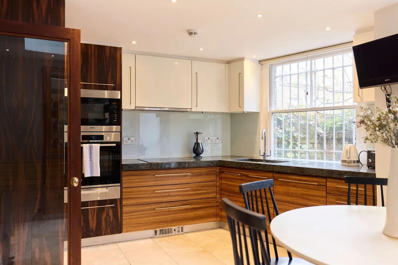 Elegant Five-Bedroom House in West London, Foto 5
