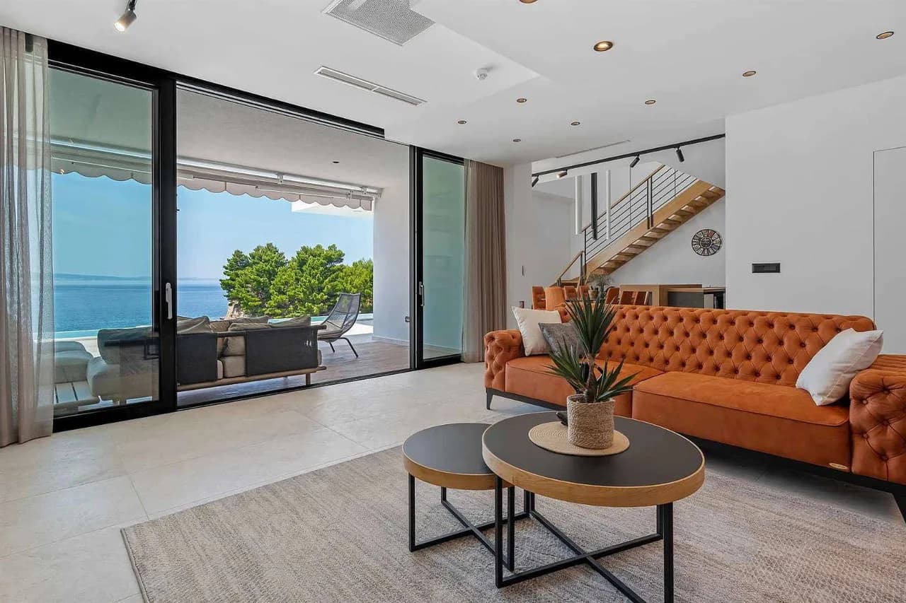 Villa de Luxe en Bord de Mer Près d'Omiš, photo 4