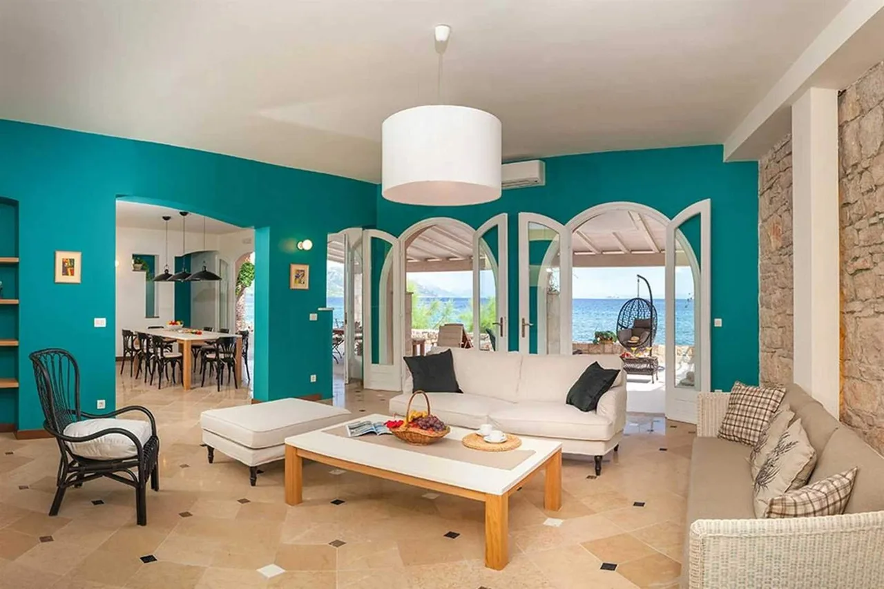 Villa en Bord de Mer avec Piscine et Vues, photo 3