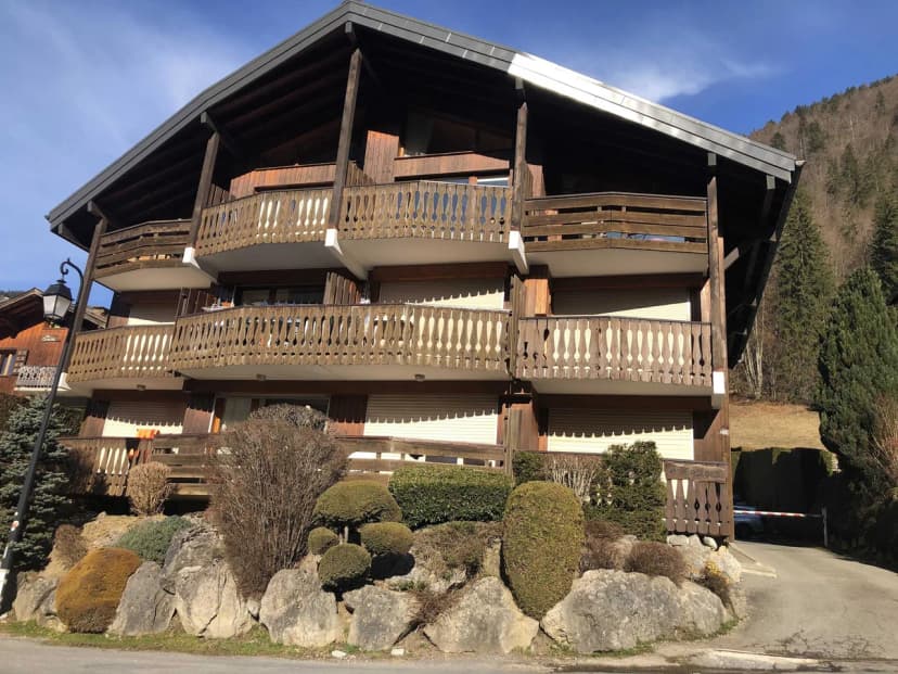 Cozy Morzine Apartment With Balcony Views