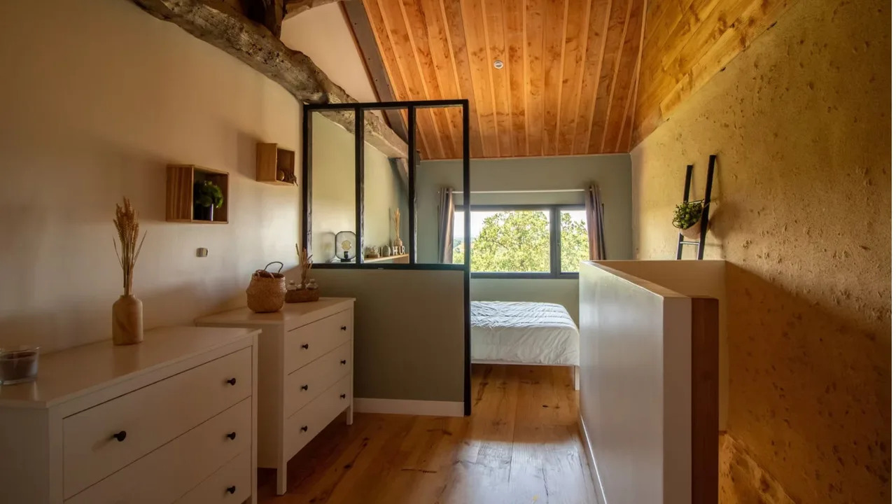 French Countryside Villa for Relaxed Stays photo 5