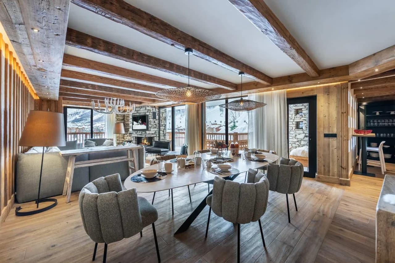 Charming Alpine Appartment With Spacious Interiors photo 2