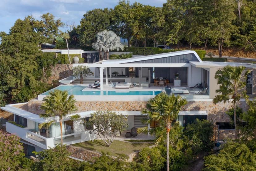 Private Hilltop Sanctuary With Ocean Vistas