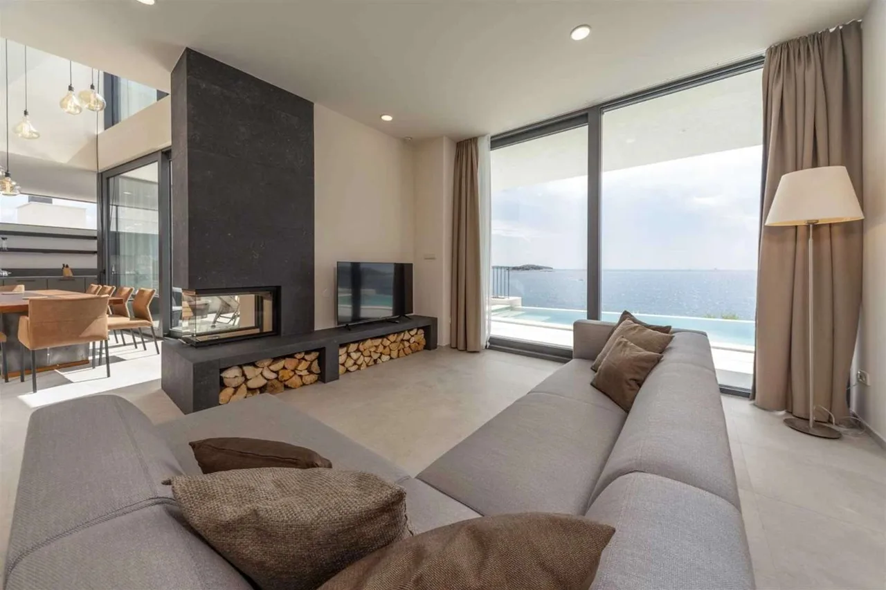 Villa de Lujo Frente al Mar con Bienestar Privado, foto 2