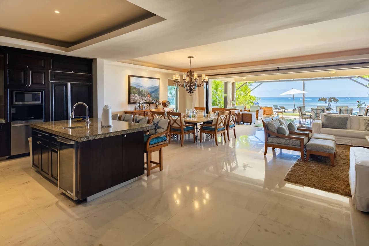 Beachfront Four Bedroom Retreat in Punta Mita, photo 4