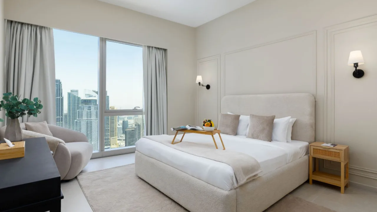 Appartement Sophistiqué en Ville avec Vue sur le Burj, photo 2