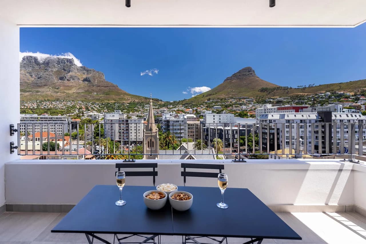 Mountain View One Bedroom in Cape Town