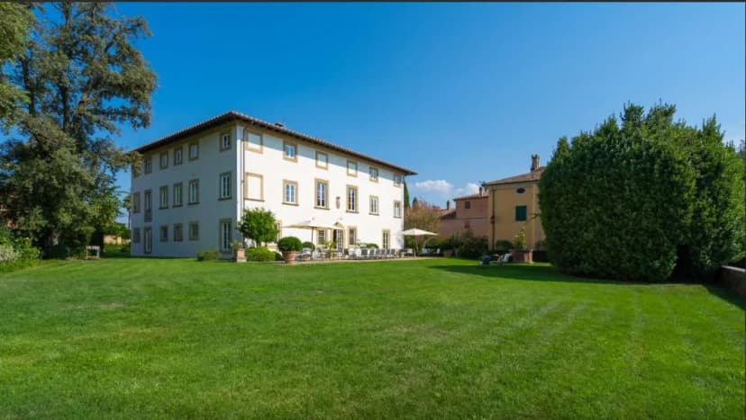 Renaissance Hunting Estate in Val d’Era