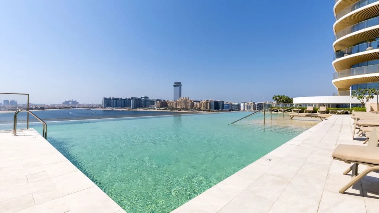 Luxury Waterfront Living With Palm Views photo 4