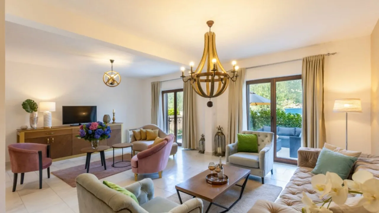 Private Beachfront Villa With Mediterranean Charm photo 2