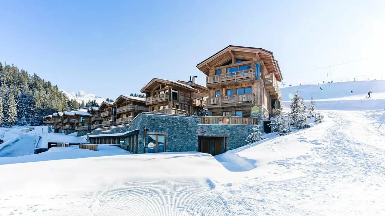 Brillante Chalet de Montaña con Acceso a Esquí