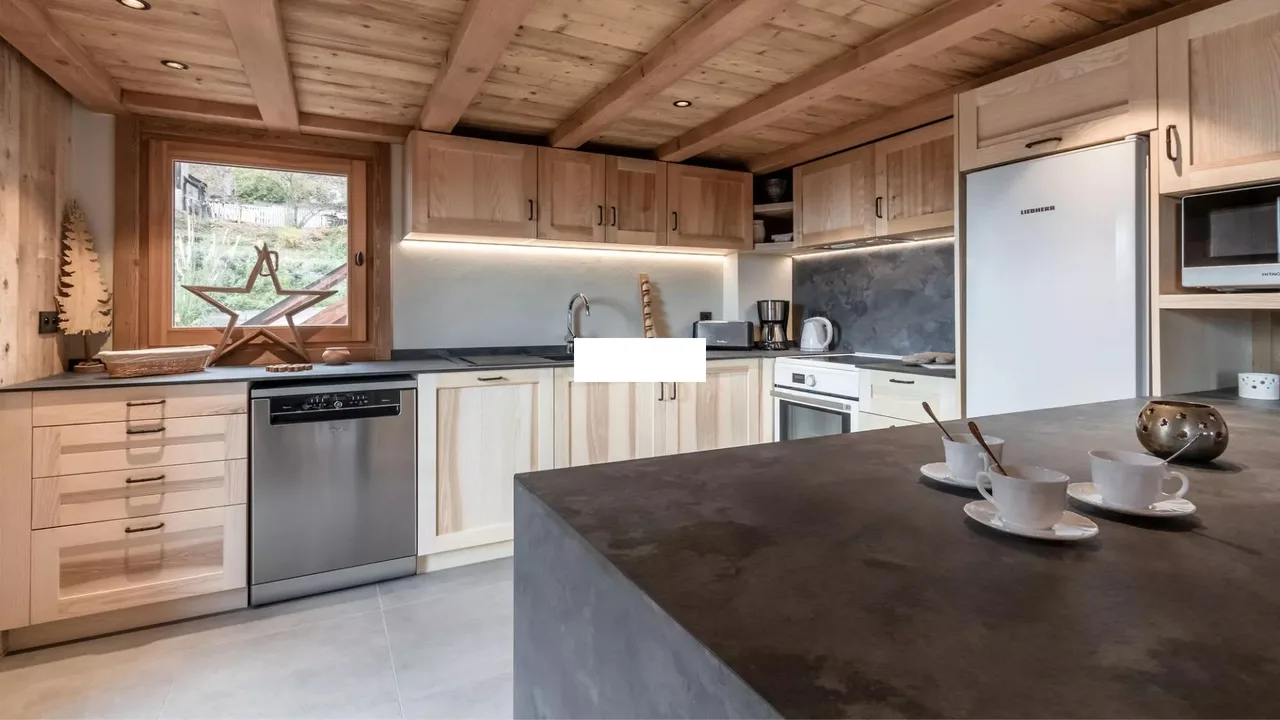Charming Alpine Apartment Near Ski Slopes photo 5