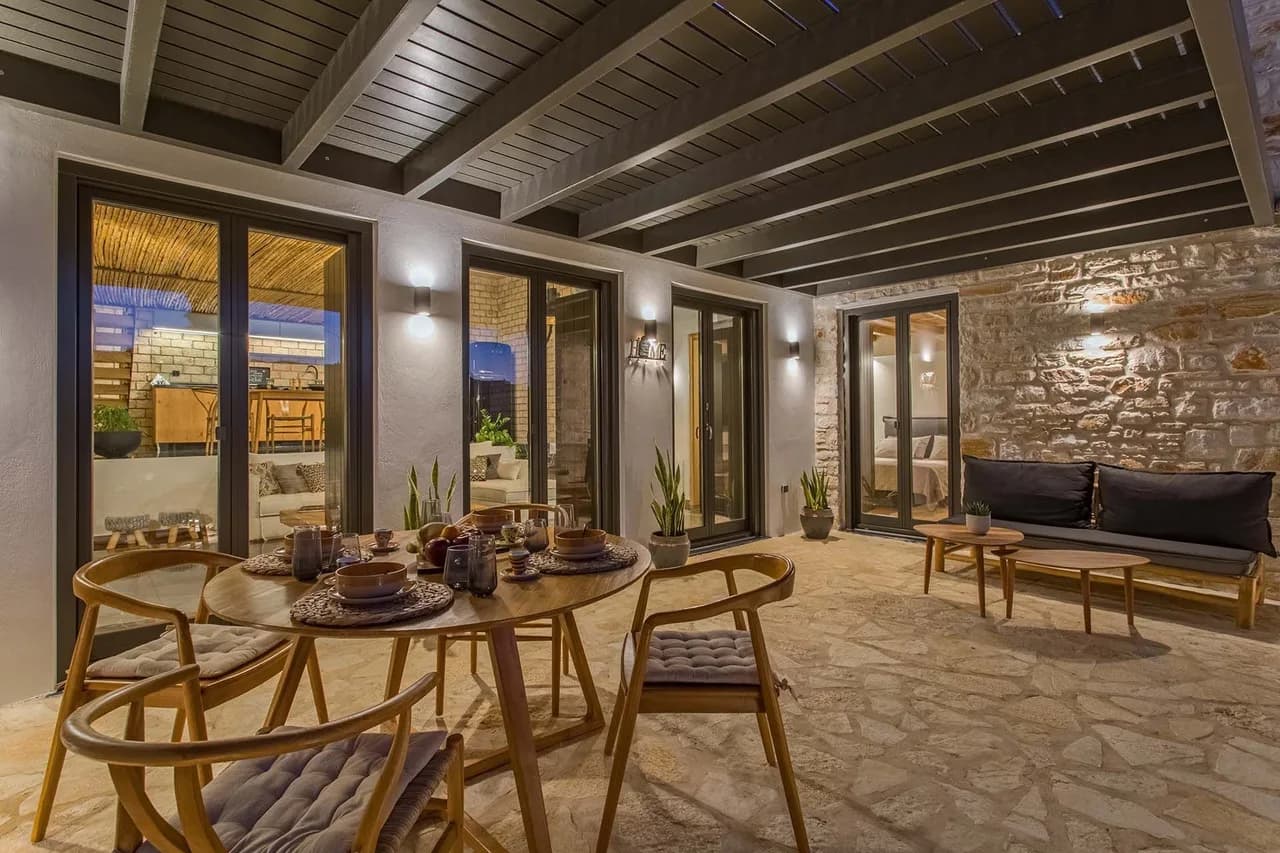 Villa de diseño costero en Piso Livadi, foto 4