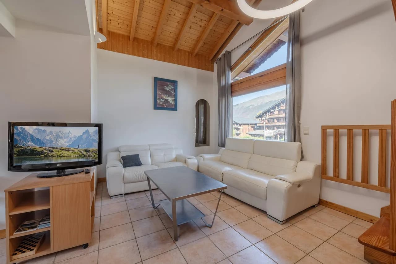 Appartement de montagne avec vue sur la terrasse ensoleillée, photo 2