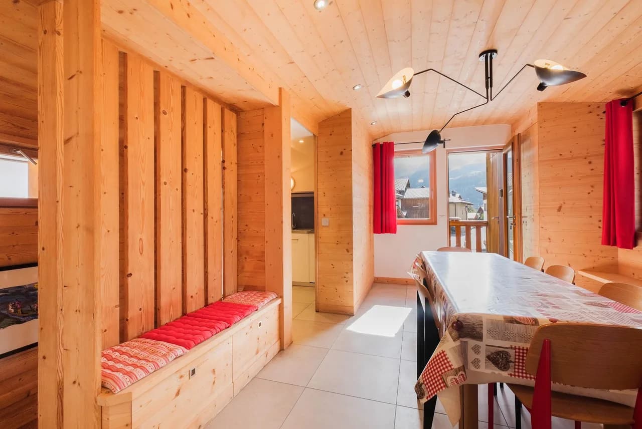 Comfortable Stay Near Méribel Ski Lifts photo 5