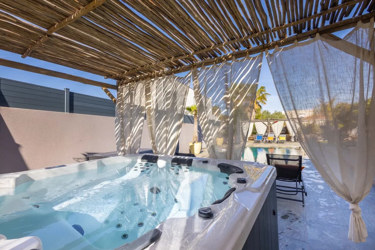 Heated Pool Family Villa in Valras-Plage, foto 2