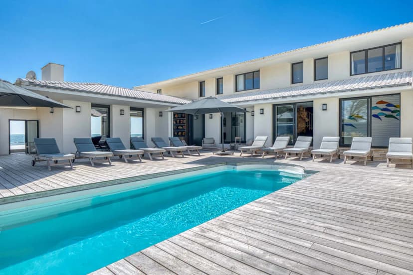 Oceanfront Luxury Retreat With Heated Pool