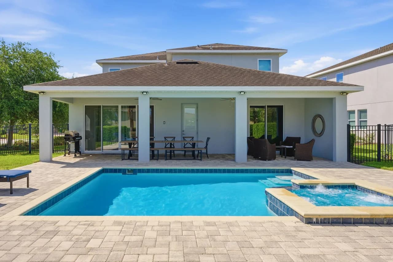 Contemporary Eight Bedroom Villa in Four Corners photo 4