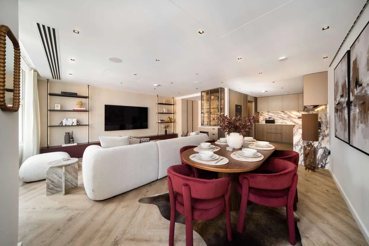 City View Two Bedroom Apartment in Battersea