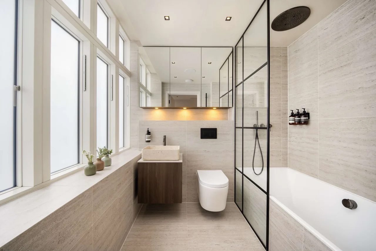 City View Two Bedroom Apartment in Battersea, photo 4