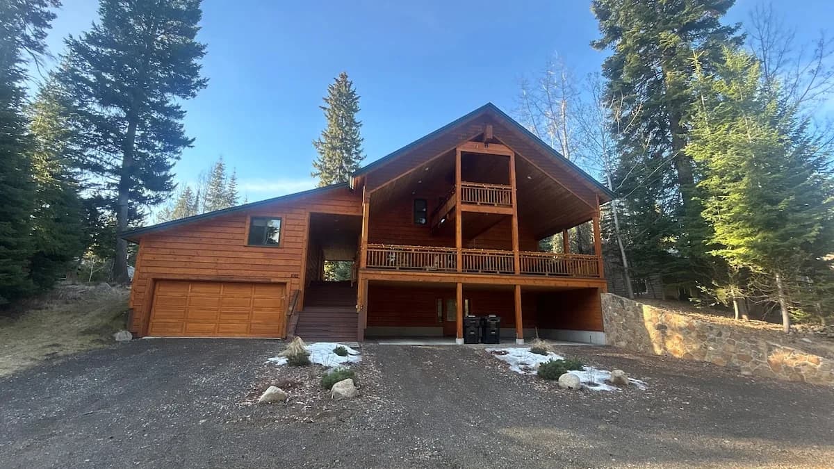 Pet-Friendly Retreat with Hot Tub in McCall photo 2