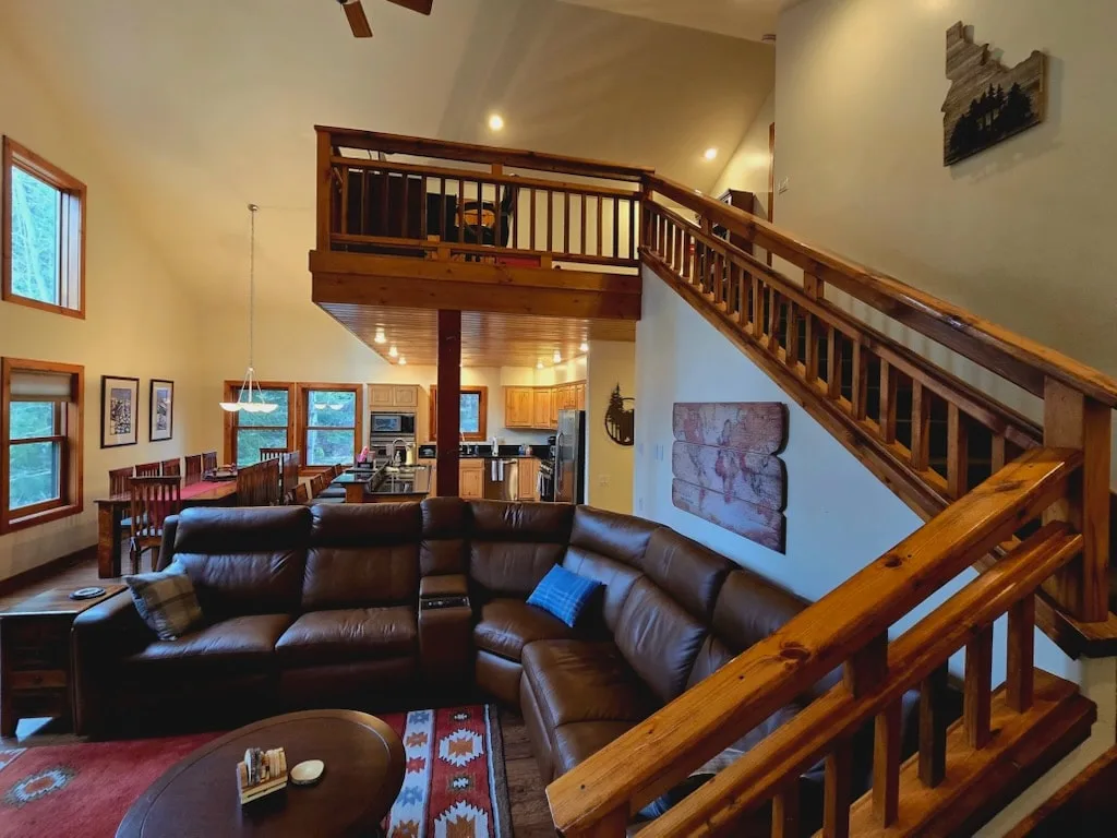 Pet-Friendly Retreat with Hot Tub in McCall photo 3
