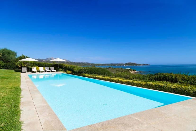 Luxury Villa With Expansive Sea Facing Terraces