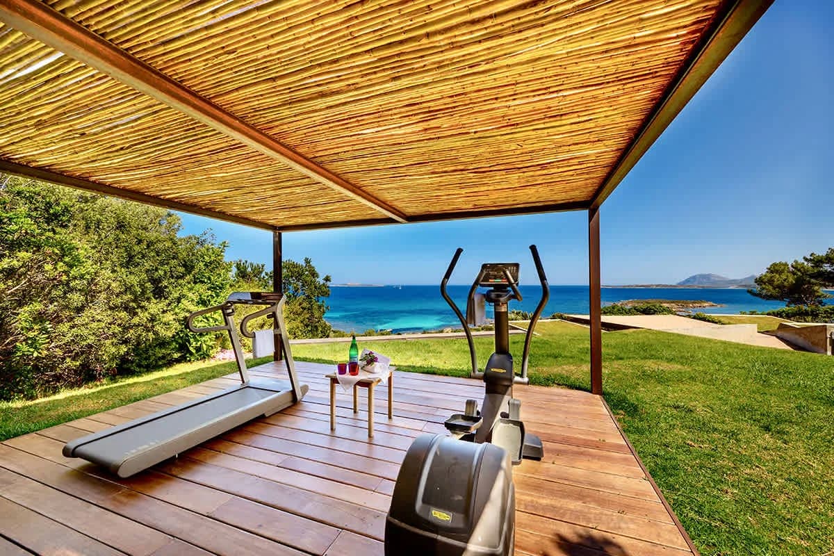 Luxusvilla mit weitläufigen, meerseitigen Terrassen, Foto 5