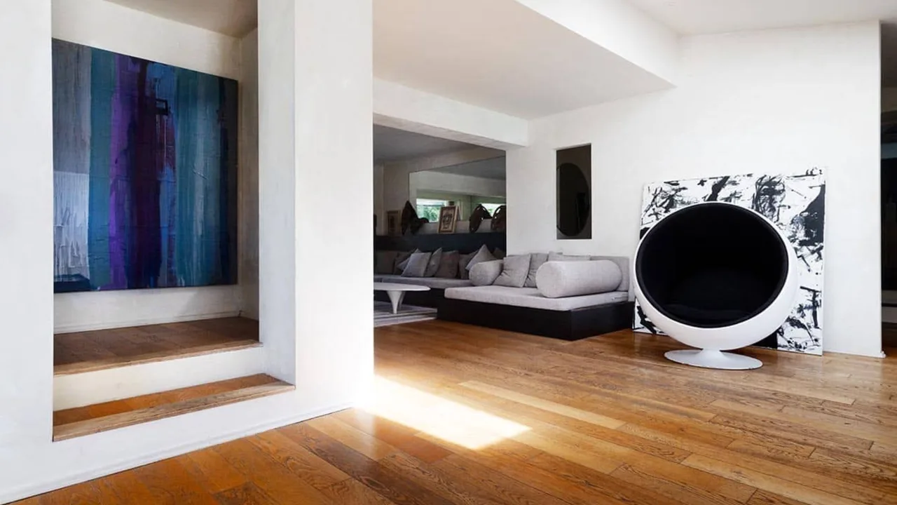 Moderne Kunstvilla mit Poolblick, Foto 4