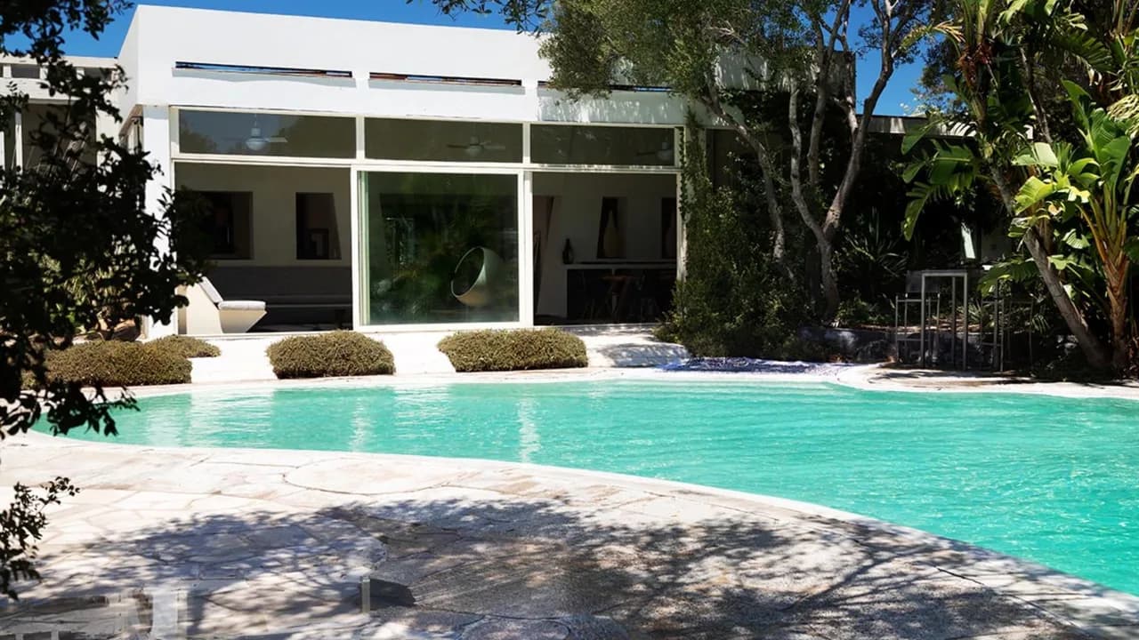 Moderne Kunstvilla mit Poolblick, Foto 5