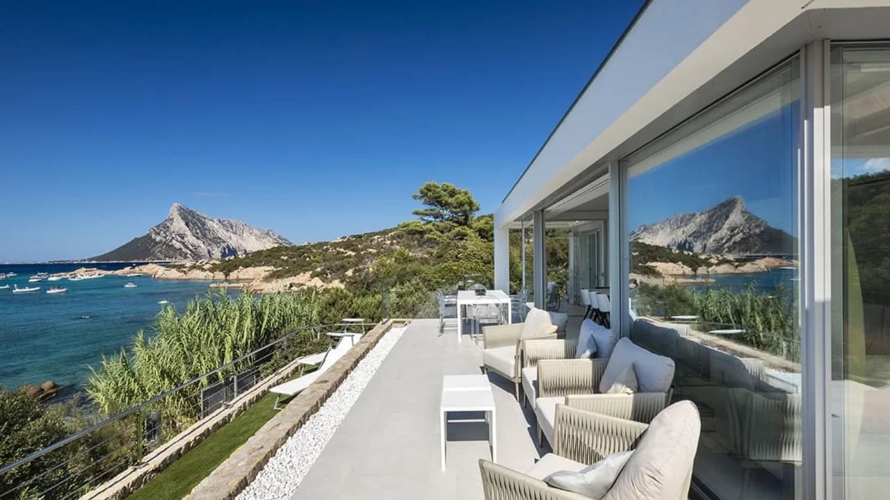 Luxuriöse Küsten-Oase mit privatem Swimmingpool